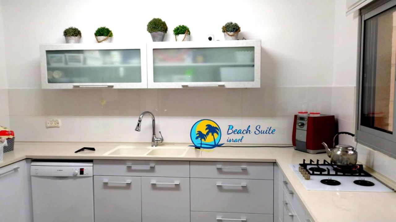 Beach Suite Israel- Private Jacuzzi Garden Suite & Gym, 3 Min Walk To Beach ביץ סוייט ישראל- ג'קוזי פרטי בגינה 3 דקות הליכה לים וחדר כושר Ascalão Exterior foto