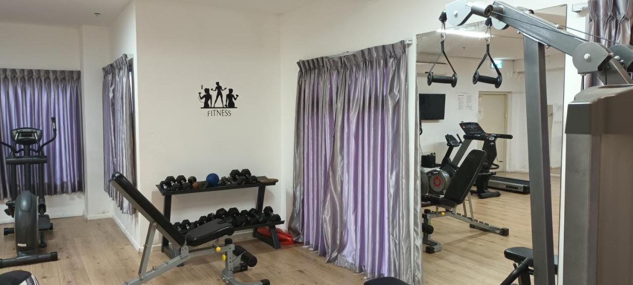 Beach Suite Israel- Private Jacuzzi Garden Suite & Gym, 3 Min Walk To Beach ביץ סוייט ישראל- ג'קוזי פרטי בגינה 3 דקות הליכה לים וחדר כושר Ascalão Exterior foto
